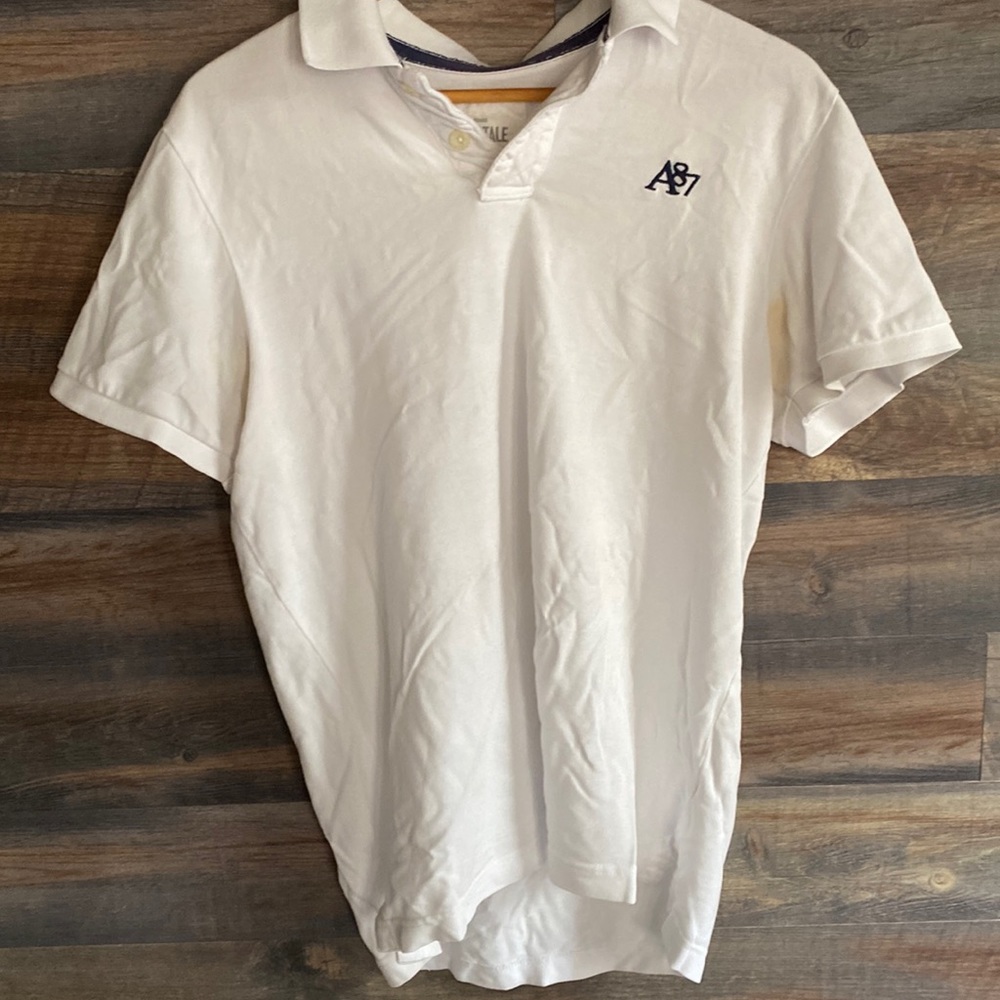 white aeropostale shirt